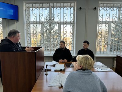 “Він потребував допомоги”: у справі щодо смерті в ТЦК у Сумах слухали експерта й обвинуваченого “Він потребував допомоги”: у справі щодо смерті в ТЦК у Сумах слухали експерта й обвинуваченого
