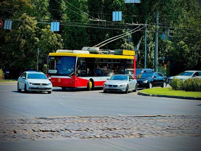 "Це не перекладання бруківки": в Одесі розпочинають ремонт площі Трибуни героїв "Це не перекладання бруківки": в Одесі розпочинають ремонт площі Трибуни героїв