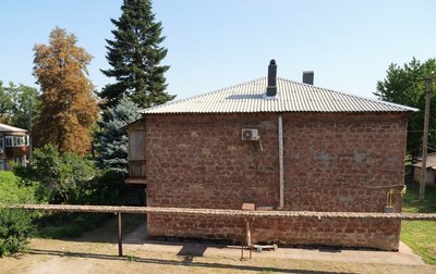 Цьогоріч у Кривому Розі відремонтували майже 160 будинків, пошкоджених через атаки РФ Цьогоріч у Кривому Розі відремонтували майже 160 будинків, пошкоджених через атаки РФ