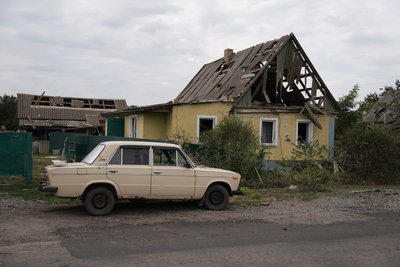 Ночують у полях через російські КАБи. Як живе прифронтова Павлівка Дніпропетровської області під постійними атаками РФ Ночують у полях через російські КАБи. Як живе прифронтова Павлівка Дніпропетровської області під постійними атаками РФ