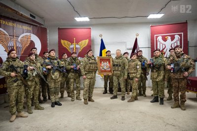 Головнокомандувач ЗСУ нагородив військового з Хмельниччини Головнокомандувач ЗСУ нагородив військового з Хмельниччини