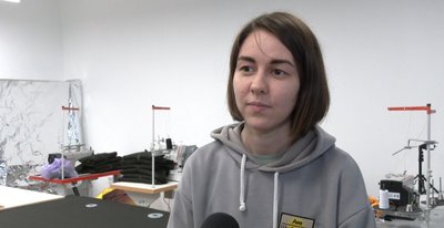 У Львові волонтерки шиють адаптивний одяг для поранених бійців У Львові волонтерки шиють адаптивний одяг для поранених бійців