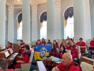 Нагородження черкаських працівників екстреної медичної допомоги Нагородження черкаських працівників екстреної медичної допомоги