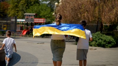 "Страшна річ, коли людину закривають у клітку": українці в окупації про Незалежність