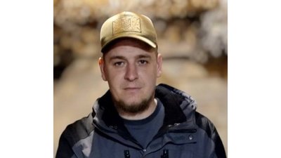 На Чернігівщині попрощалися із загиблими бійцями: Ігорем Гришком, Владиславом Прихідьком та Романом Охріменком На Чернігівщині попрощалися із загиблими бійцями: Ігорем Гришком, Владиславом Прихідьком та Романом Охріменком
