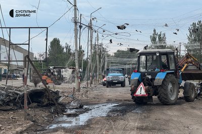 «Червоний дим аж до неба». Очевидиця розказала про атаку по Слов'янську 24 липня «Червоний дим аж до неба». Очевидиця розказала про атаку по Слов'янську 24 липня