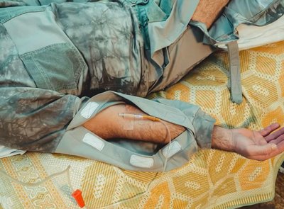 "Не байдуже": у Хмельницькому відкрили майстерню з пошиття адаптивного одягу для військових "Не байдуже": у Хмельницькому відкрили майстерню з пошиття адаптивного одягу для військових