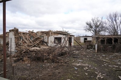 "Десь 10 сімей залишилося". Жителі Бунчужного на Дніпропетровщині евакуюються на безпечніші території "Десь 10 сімей залишилося". Жителі Бунчужного на Дніпропетровщині евакуюються на безпечніші території