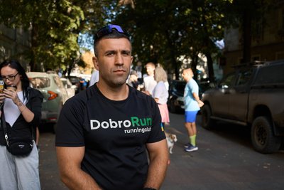 У Сумах та Ромнах долучились до забігу «Шаную воїнів – біжу за Героїв України» У Сумах та Ромнах долучились до забігу «Шаную воїнів – біжу за Героїв України»