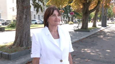 Заступниця голови Теофіпольскої селищної ради Валентина Бабак розповіла, аби з 55 населених пунктів доставити учнів до навчальних закладів, мають 21 шкільний автобус Заступниця голови Теофіпольскої селищної ради Валентина Бабак розповіла, аби з 55 населених пунктів доставити учнів до навчальних закладів, мають 21 шкільний автобус