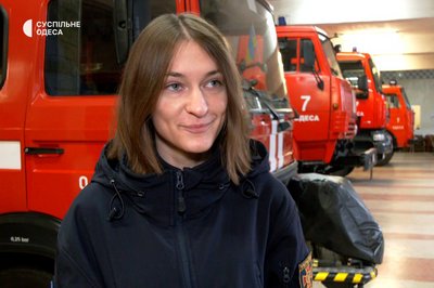 Виїжджають разом на пожежі: історія подружжя рятувальників з Одеси Виїжджають разом на пожежі: історія подружжя рятувальників з Одеси