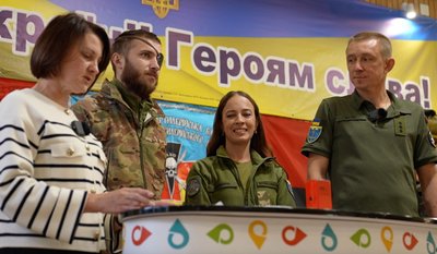 У Черкасах погасили марку до Дня захисників та захисниць України У Черкасах погасили марку до Дня захисників та захисниць України