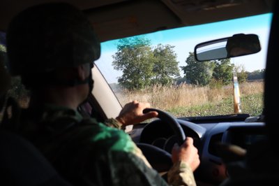 Військовий за кермом Військовий за кермом