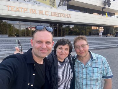 Луганський театр у Сумах