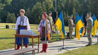 У Хмельницькому вдруге відзначили День Української Державності У Хмельницькому вдруге відзначили День Української Державності