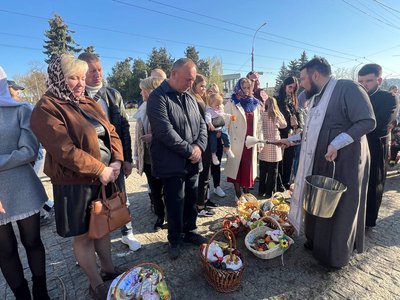 "Це день радості та надії": як Вінниччина святкує Великдень 2025 "Це день радості та надії": як Вінниччина святкує Великдень 2025