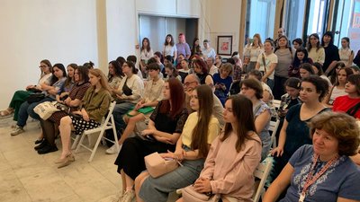 На ВДНГ триває літературний фестиваль "Книжкова країна" На ВДНГ триває літературний фестиваль "Книжкова країна"