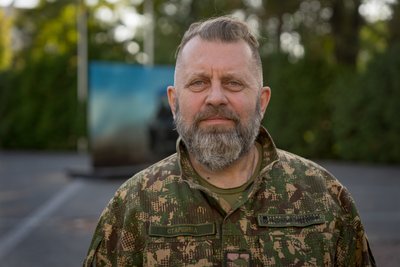 "Війна легкою та справедливою не буває". Історія голови громади з Криворіжжя, який пішов на фронт "Війна легкою та справедливою не буває". Історія голови громади з Криворіжжя, який пішов на фронт
