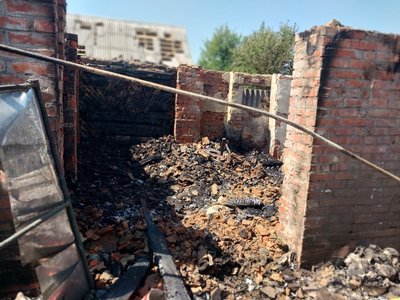 "Все погоріло". Мешканці Недригайлова на Сумщині про наслідки обстрілу "Все погоріло". Мешканці Недригайлова на Сумщині про наслідки обстрілу