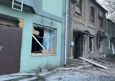 Атаки РФ, екстрені відключення світла, погода, ДТП з пасажирським автобусом. Головні новини Дніпра та області 6 лютого Атаки РФ, екстрені відключення світла, погода, ДТП з пасажирським автобусом. Головні новини Дніпра та області 6 лютого