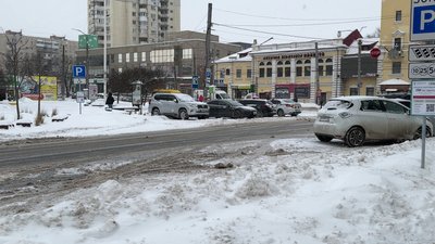 Центральні дороги Хмельницького розчищені від снігу Центральні дороги Хмельницького розчищені від снігу
