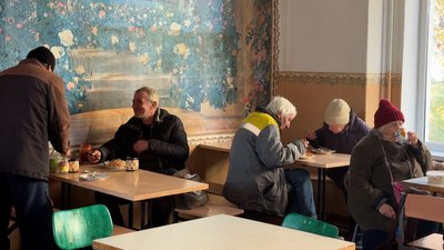 Соціальна їдальня Слов’янськ Донецька область 3 листопада 2025 рік Соціальна їдальня Слов’янськ Донецька область 3 листопада 2025 рік