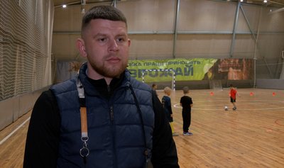 Великий спорт в маленькому селі: на Черкащині місцеві підприємці побудували спорткомплекс Великий спорт в маленькому селі: на Черкащині місцеві підприємці побудували спорткомплекс
