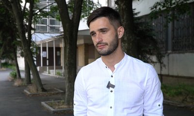 "Ода витривалості та особистій свободі". У Дніпрі відкрили мініскульптуру, присвячену бігуну Олександру "Форресту Гампу" "Ода витривалості та особистій свободі". У Дніпрі відкрили мініскульптуру, присвячену бігуну Олександру "Форресту Гампу"