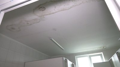 "Що хочете, те робіть": у ліцеї на Рівненщині підрядник не закінчив облаштування вбиральні "Що хочете, те робіть": у ліцеї на Рівненщині підрядник не закінчив облаштування вбиральні
