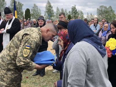 З військовою Лілією Верес попрощалися на Рівненщині З військовою Лілією Верес попрощалися на Рівненщині