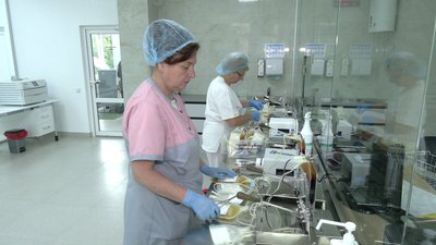 Замість 4 крісел — 8: нове відділення запустили у Рівненському обласному центрі служби крові Замість 4 крісел — 8: нове відділення запустили у Рівненському обласному центрі служби крові