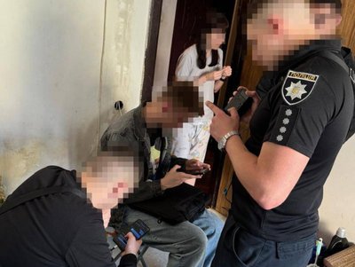 На Львівщині 41-річного чоловіка підозрюють у заволодінні грошима для ЗСУ На Львівщині 41-річного чоловіка підозрюють у заволодінні грошима для ЗСУ