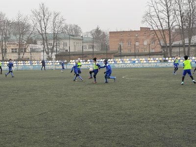У Сумах діти грали у зимовий футбол. Репортаж У Сумах діти грали у зимовий футбол. Репортаж