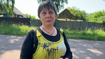 Останніх пів місяця без електрики, водопостачання та зв’язку: як живуть люди у прикордонних селах Чернігівщини Останніх пів місяця без електрики, водопостачання та зв’язку: як живуть люди у прикордонних селах Чернігівщини