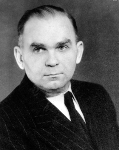 Історія життя Уласа Самчука Історія життя Уласа Самчука