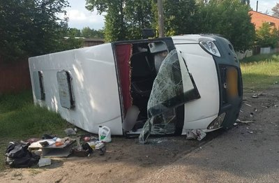 Семеро травмовані, серед них четверо - діти: на Охтирщині сталася аварія Семеро травмовані, серед них четверо - діти: на Охтирщині сталася аварія
