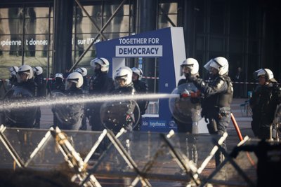 У Брюсселі відбувається масштабний протест фермерів