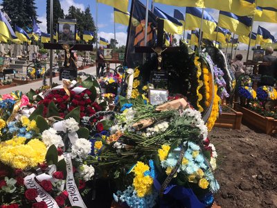 у Тернополі попрощалися з бійцем Ігорем Неменком у Тернополі попрощалися з бійцем Ігорем Неменком