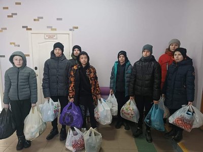 "Волонтеримо багато років, щоб допомагати тим, хто цього найбільше потребує" — Олександр Седляр з Коростеня "Волонтеримо багато років, щоб допомагати тим, хто цього найбільше потребує" — Олександр Седляр з Коростеня