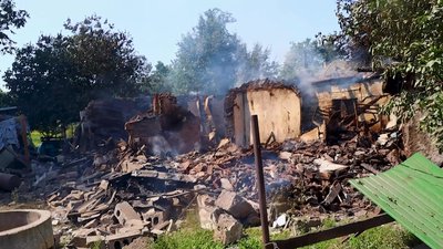 "Страхіття, неможливо. Скло летить, шифер падає": поліцейські провели три евакуації з Мирнограду на Донеччині "Страхіття, неможливо. Скло летить, шифер падає": поліцейські провели три евакуації з Мирнограду на Донеччині