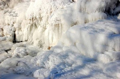 На Тернопільщині замерз водоспад