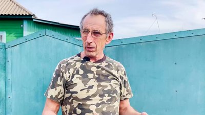Пошкоджені дахи, вибиті шибки, тріснуті стіни: наслідки падіння "шахеда" у селі на Чернігівщині Пошкоджені дахи, вибиті шибки, тріснуті стіни: наслідки падіння "шахеда" у селі на Чернігівщині