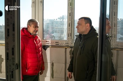 У зруйнованому ракетою "Тірасі" в Одесі завершили основні роботи: мешканці ремонтуватимуть квартири самостійно У зруйнованому ракетою "Тірасі" в Одесі завершили основні роботи: мешканці ремонтуватимуть квартири самостійно