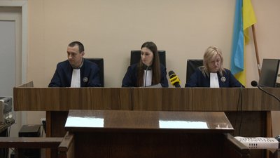 Убивство дворічної дитини в Решетилівці: у суді розглядають речові докази Убивство дворічної дитини в Решетилівці: у суді розглядають речові докази