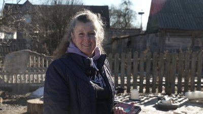 "Лелека виживе, Україна вистоїть": як птаху на ім'я Буся допомагали пережити зиму жительки селища на Рівненщині "Лелека виживе, Україна вистоїть": як птаху на ім'я Буся допомагали пережити зиму жительки селища на Рівненщині