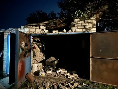 Пошкоджені будинки, господарські споруди та пожежа: що відомо про атаку дронів на Черкащині Пошкоджені будинки, господарські споруди та пожежа: що відомо про атаку дронів на Черкащині