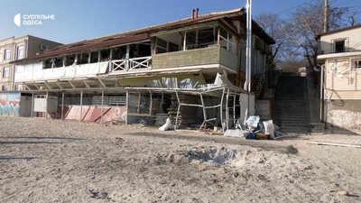 "Прилетів – наробив лиха": наслідки дронової атаки РФ на Одесу "Прилетів – наробив лиха": наслідки дронової атаки РФ на Одесу