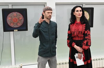 Bulğaristandaki Ukraina Elçiligi Sofiyada qırımtatar medeniyetine bağışlanğan sergini teşkil etti