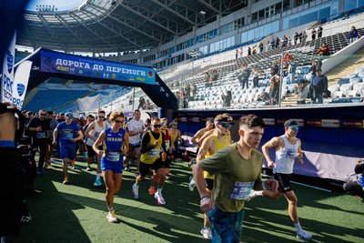 Одесити зібрали понад 200 тисяч гривень на благодійному забігу для ЗСУ Одесити зібрали понад 200 тисяч гривень на благодійному забігу для ЗСУ