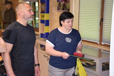 Родині 22-річного загиблого прикордонника вручили його посмертну нагороду Родині 22-річного загиблого прикордонника вручили його посмертну нагороду